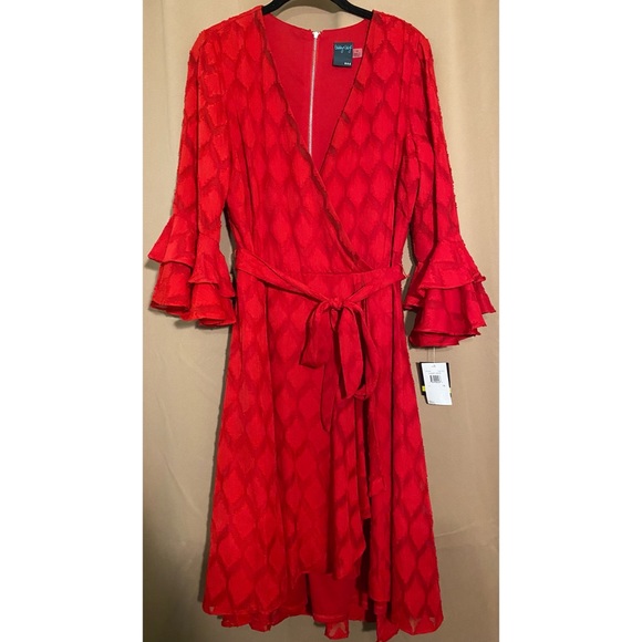 Gabby Skye Dresses & Skirts - NWT Gabby Skye Ruby Red Diamond Jacquard Dress 14
